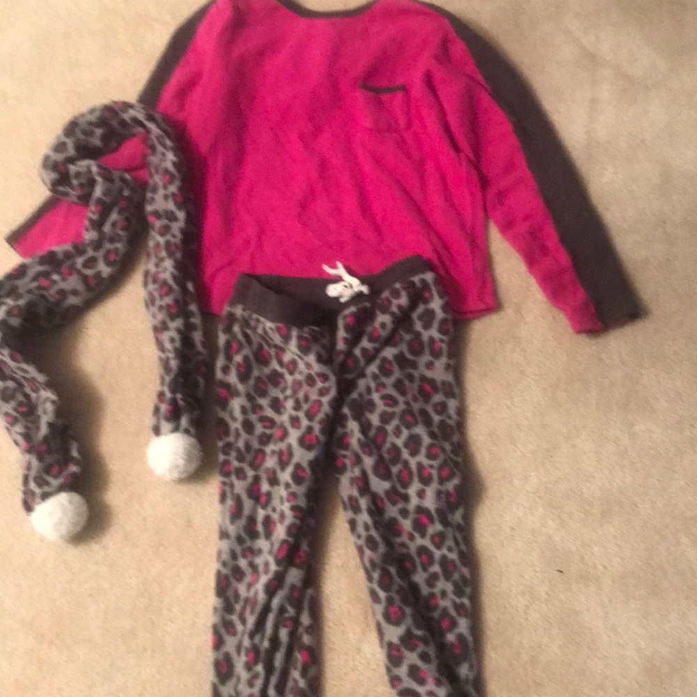 Warm cheetah print pj set with scarf